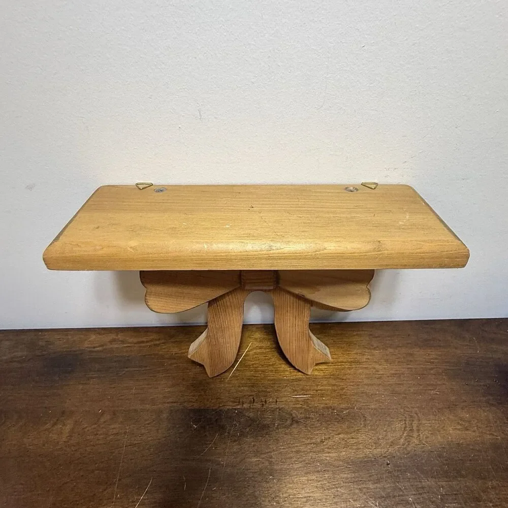 Vintage 80's Wood Bow Shelf Display Cottagecore Country Farmhouse Coquette